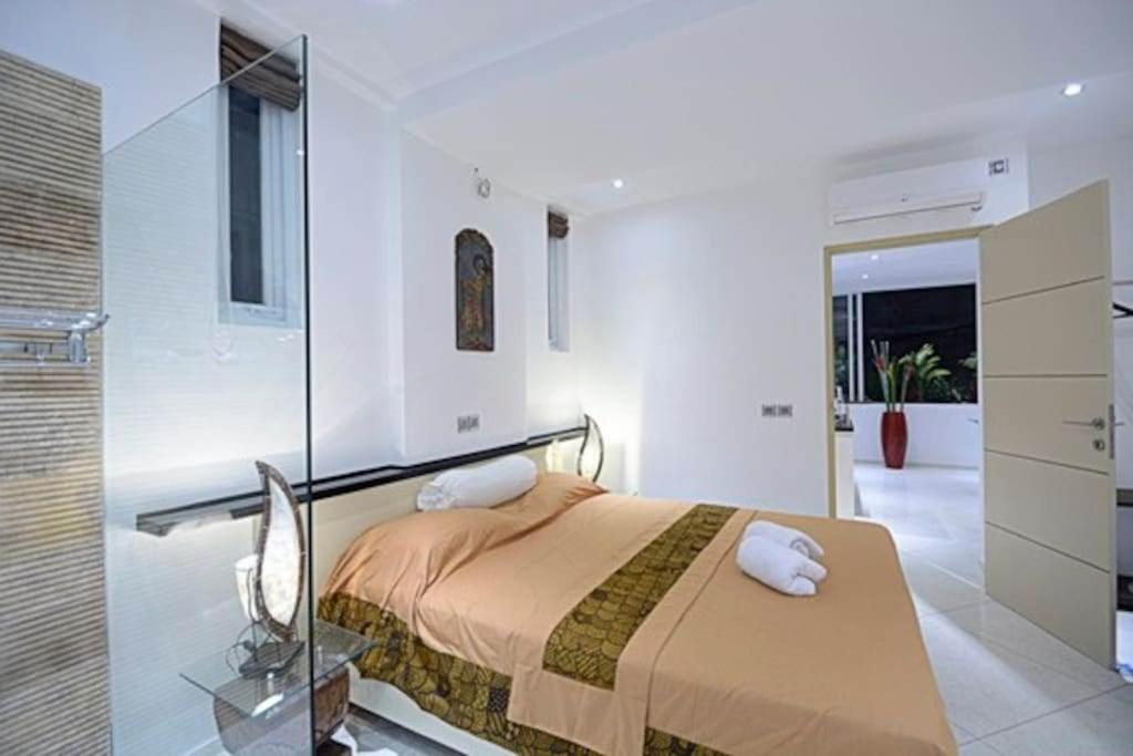 Flora Apartment Bali Seminyak Exterior foto